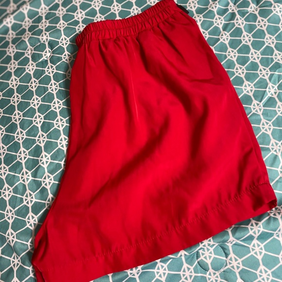 Red high waist elastic shorts sz med - Picture 3 of 4